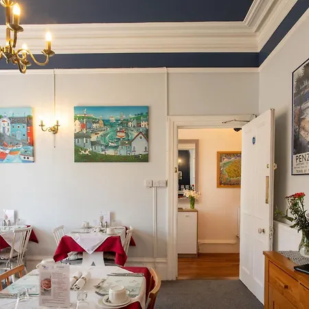 Dunedin 4*